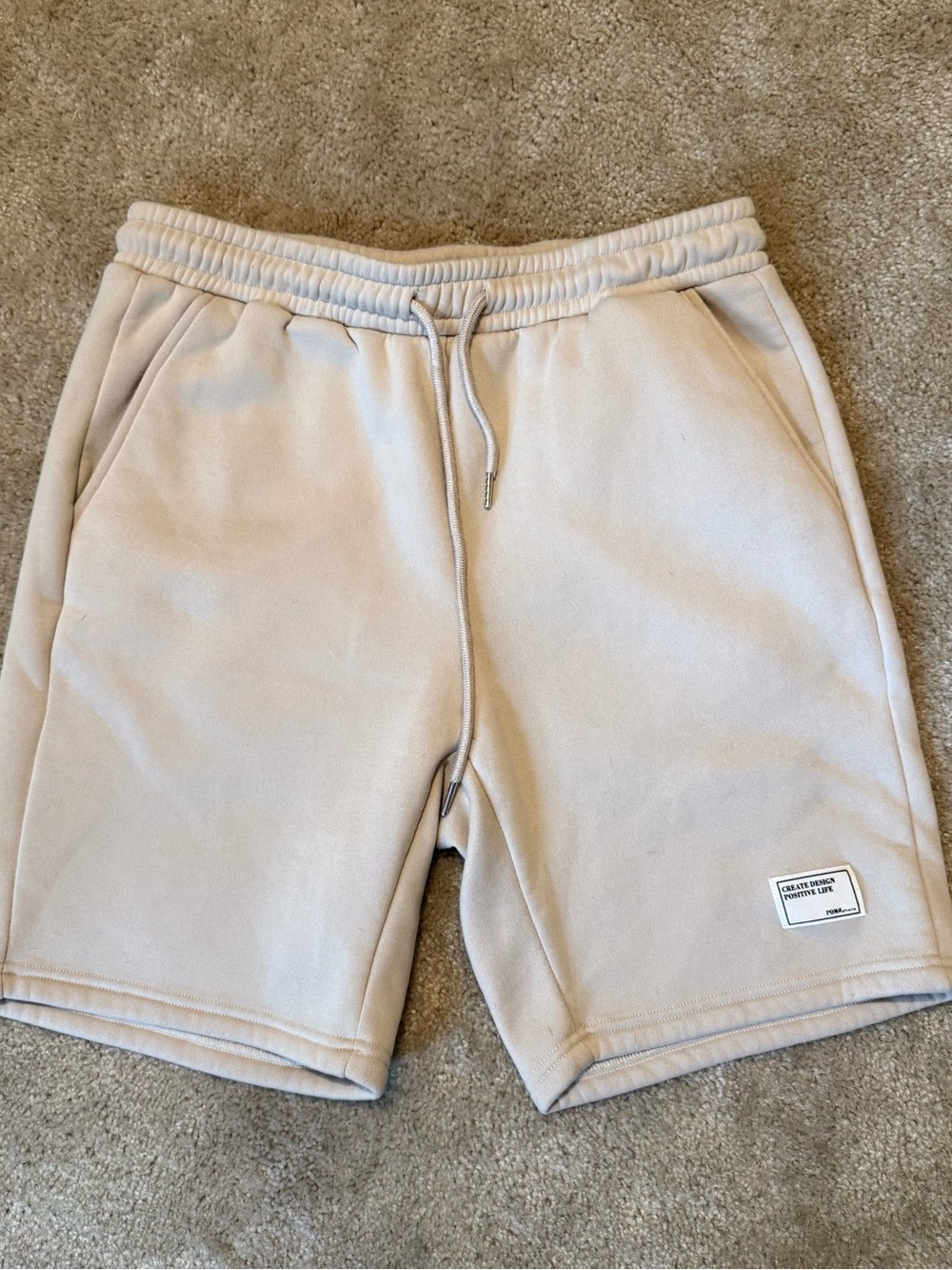 Men’s M beige cream shorts w drawstring: comfortable lounge thick Y2K trendy